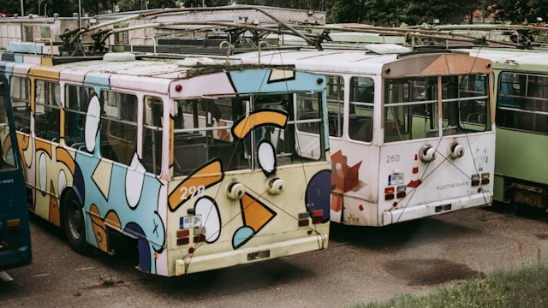 Buses.png